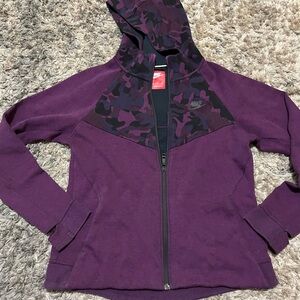 Nike Women's Camouflage Purple Jacket
